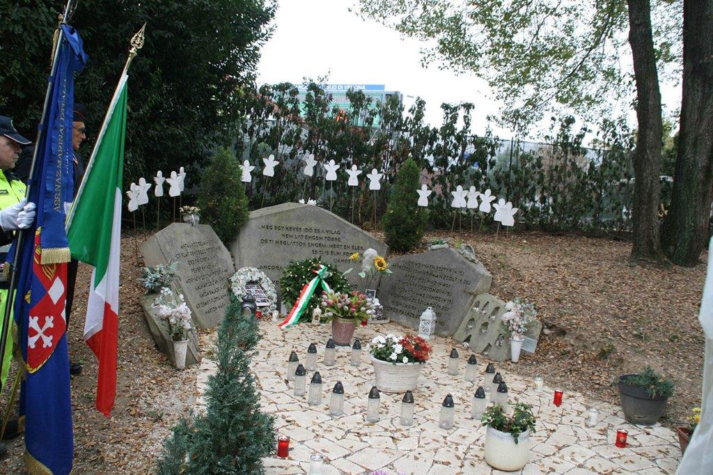 Nov. 1-i szentmise és megemlékezés Veronában